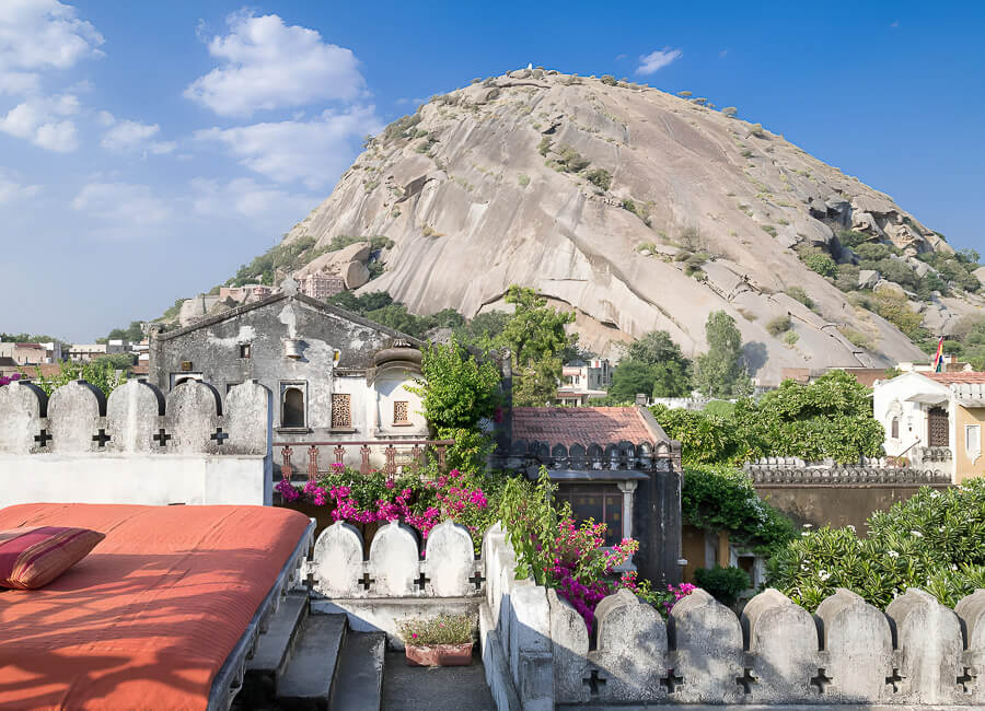 Rawla Narlai Kumbhalgarh Rajasthan India (terrace)