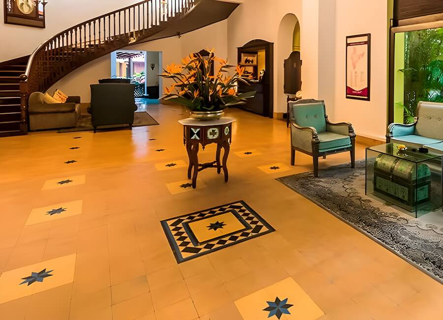 Royal Orchid Metropole Mysore India (Lounge)