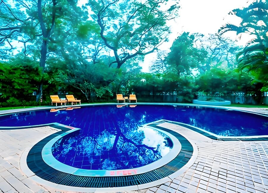 Royal Orchid Metropole Mysore India (Swimming pool)