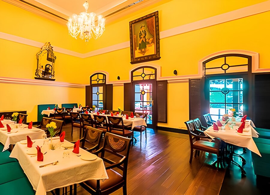 Royal Orchid Metropole Mysore India (Tiger Trail Restaurant)