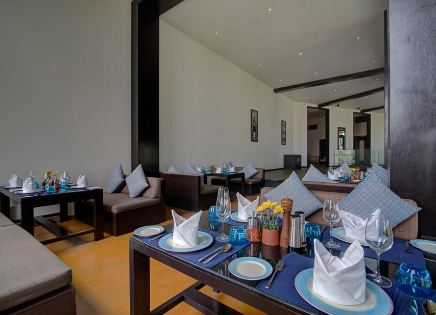 Taj Madikeri Resort & Spa,Coorg India (Restaurant) 1