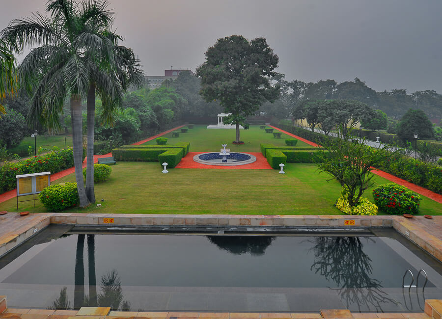 Taj Nadesar Palace Varanasi India (Swimming Pool)
