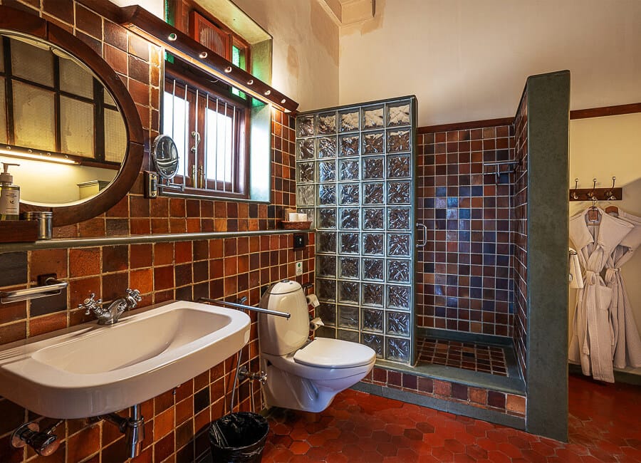 The House of MG Ahmedabad Gujarat India (Bathroom)