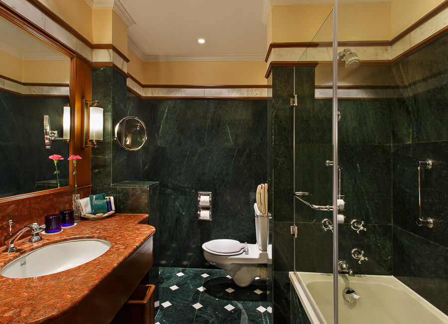 The Oberoi Cecil Shimla India (Bathroom)