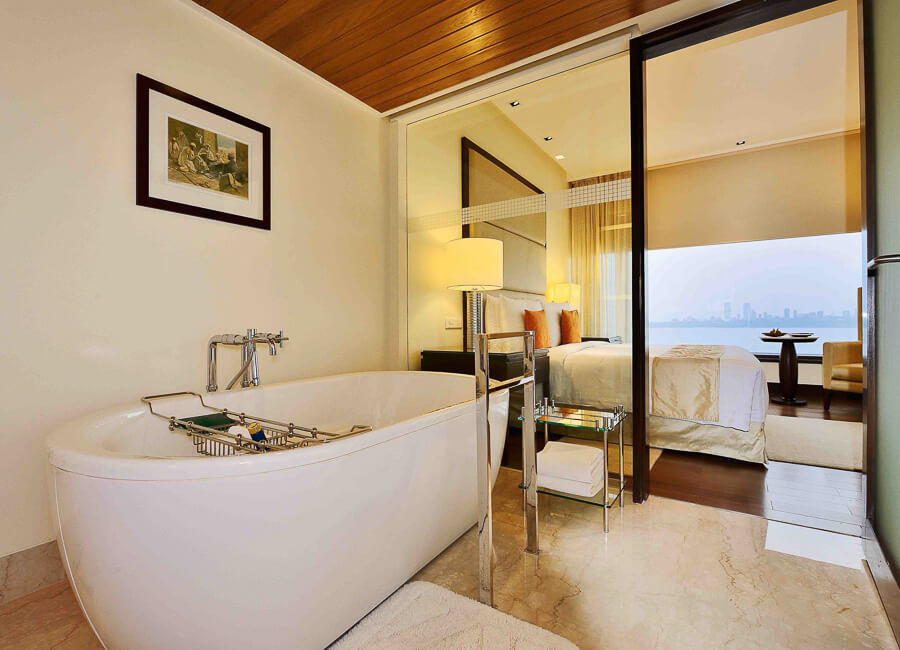 The Oberoi Mumbai India (Bathroom)