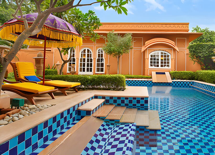 The Oberoi Rajvilas Jaipur India (Luxury Villa Swimming Pool)