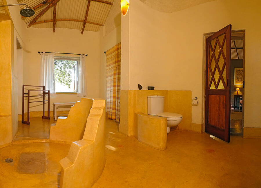 The Sarai at Toria Khajuraho India (Cottage Bathroom)