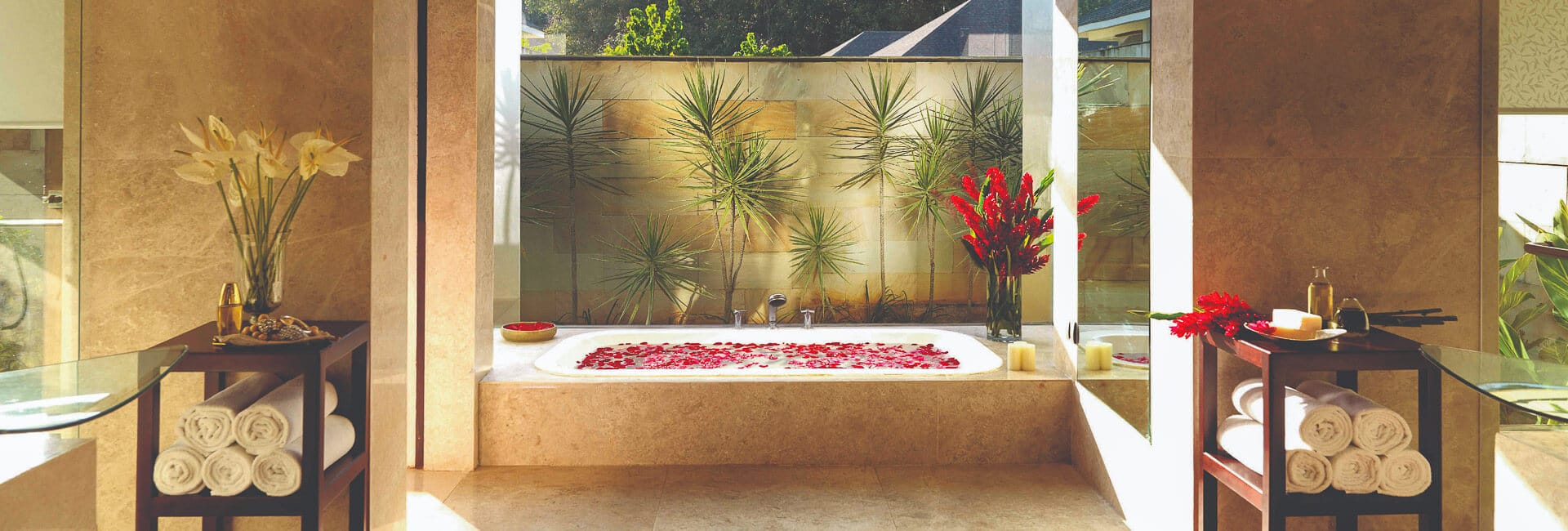 The Serai Chikmagalur India (Estate Villa Bathroom)