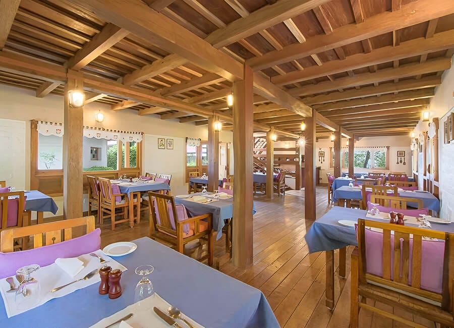 The Windermere Estate Plantation & Retreat, Munnar India (The Barn Restaurant)