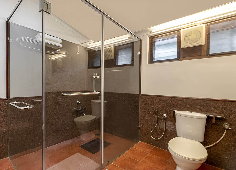 Tranquil - A Plantation Hideaway, Wayanad North Kerala India (Tree Villa Bathroom) 1