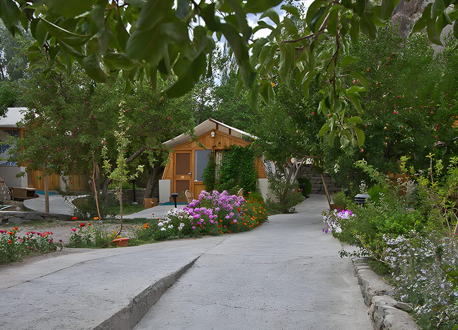 Ule Ethnic Resort in Ulley Ladakh India (Gardens)