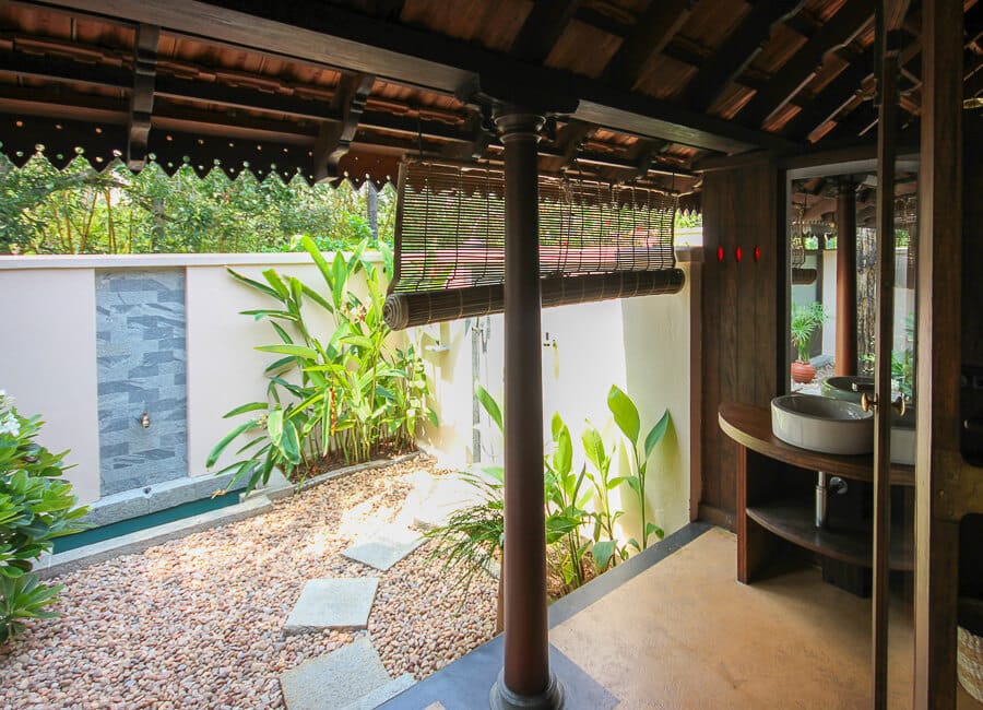 Vismaya Kumarakom, Kerala Backwaters, India (Outdoor bathroom)
