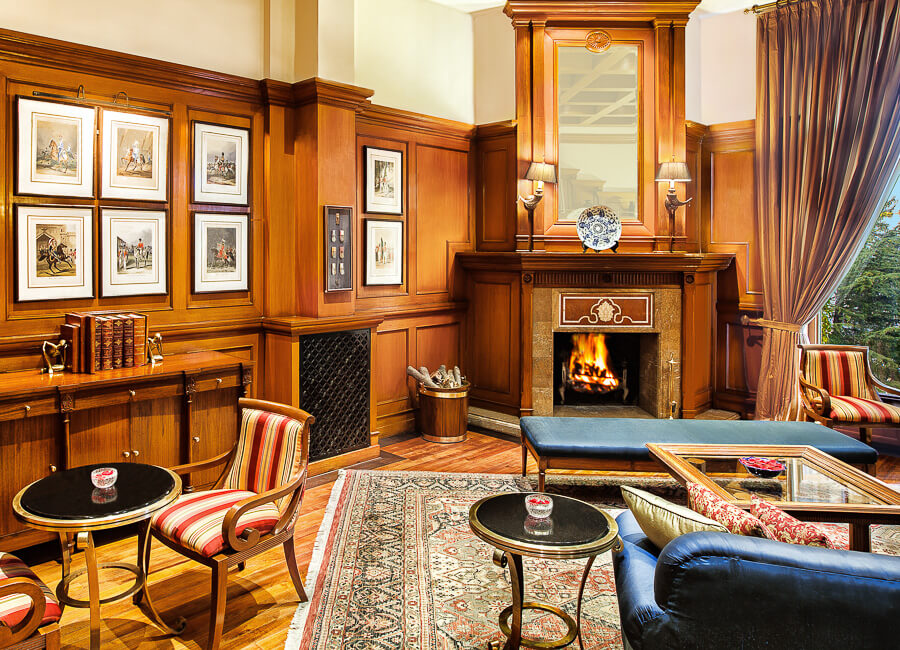 Wildflower Hall, Shimla in the Himalayas Shimla India (The Cavalry Bar)