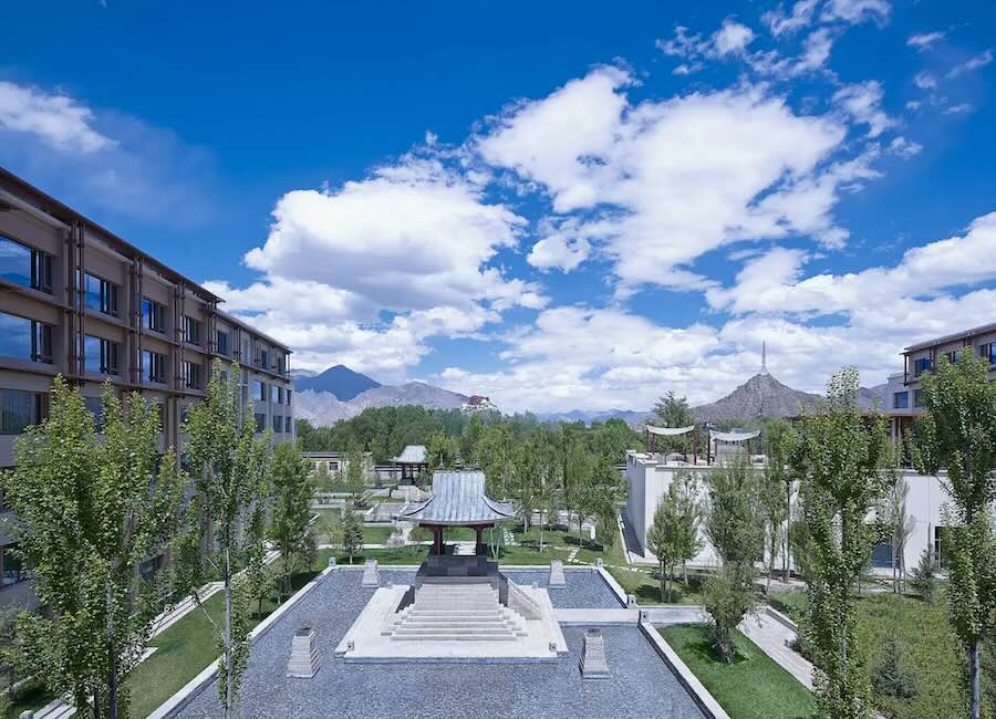 Shangri La Hotel Lhasa Tibet