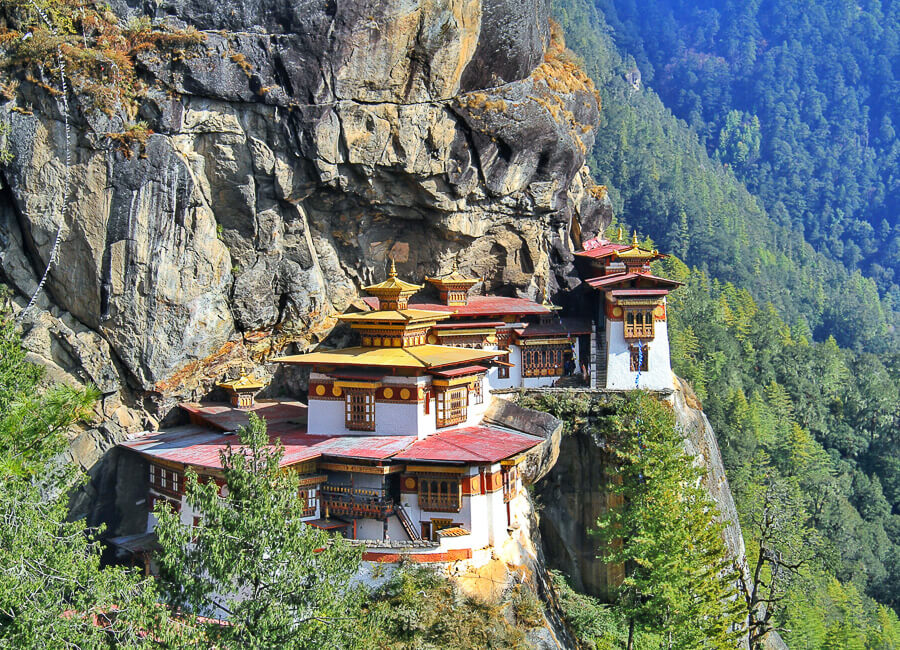 Paro (Taktsang Monastery. Tigers Nest) Bhutan DT 99754117