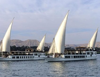 Fairouz El Nil dahabiya Nile Cruise, Egypt