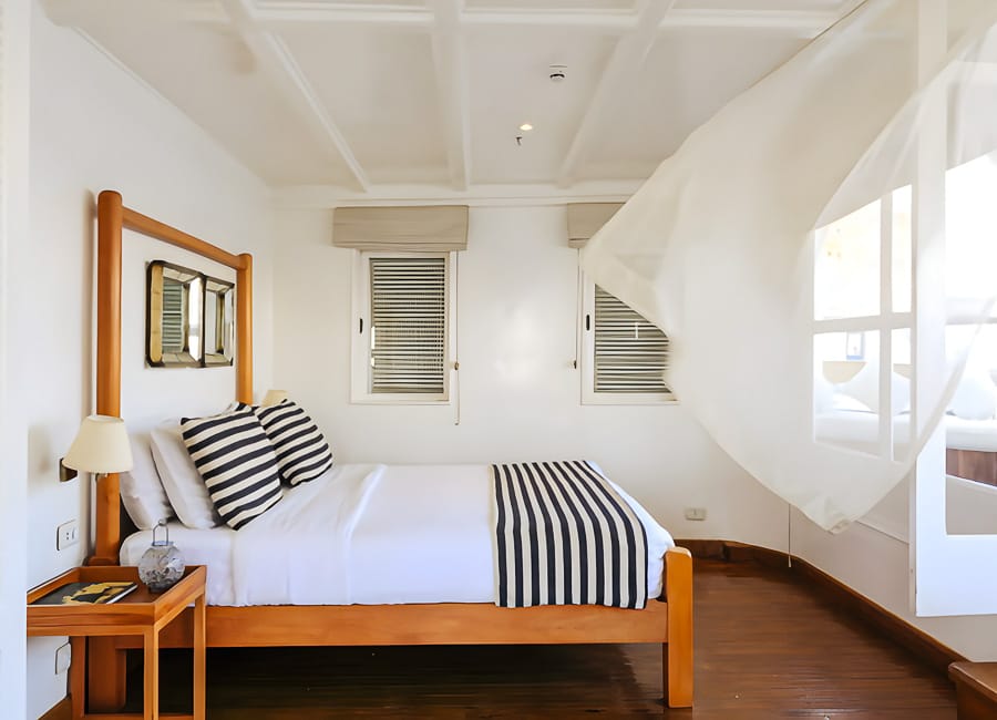 Lazuli Luxor Dahabiya - River Nile Private Charters in Egypt (Suite Cabin)