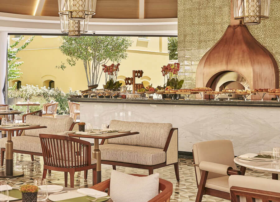 Four Seasons Hotel at Sultanahmet Istanbul Turkiye (Avlu Restaurant)