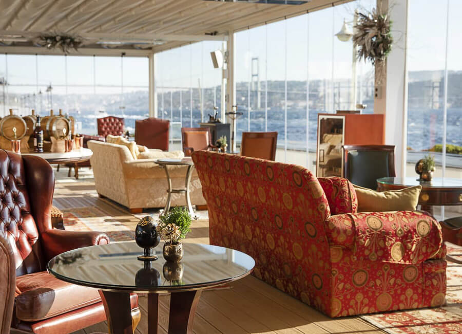 Four Seasons Hotel at the Bosphorus Istanbul Turkiye (Atik Pasha Lounge)
