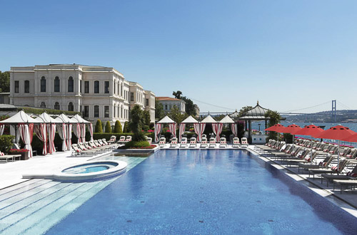 Four Seasons Hotel at the Bosphorus Istanbul Turkiye (Outdoor swimming pool)