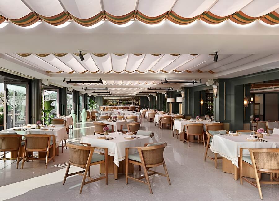 Peninsula Hotel Istanbul Turkiye (Gallada Restaurant)