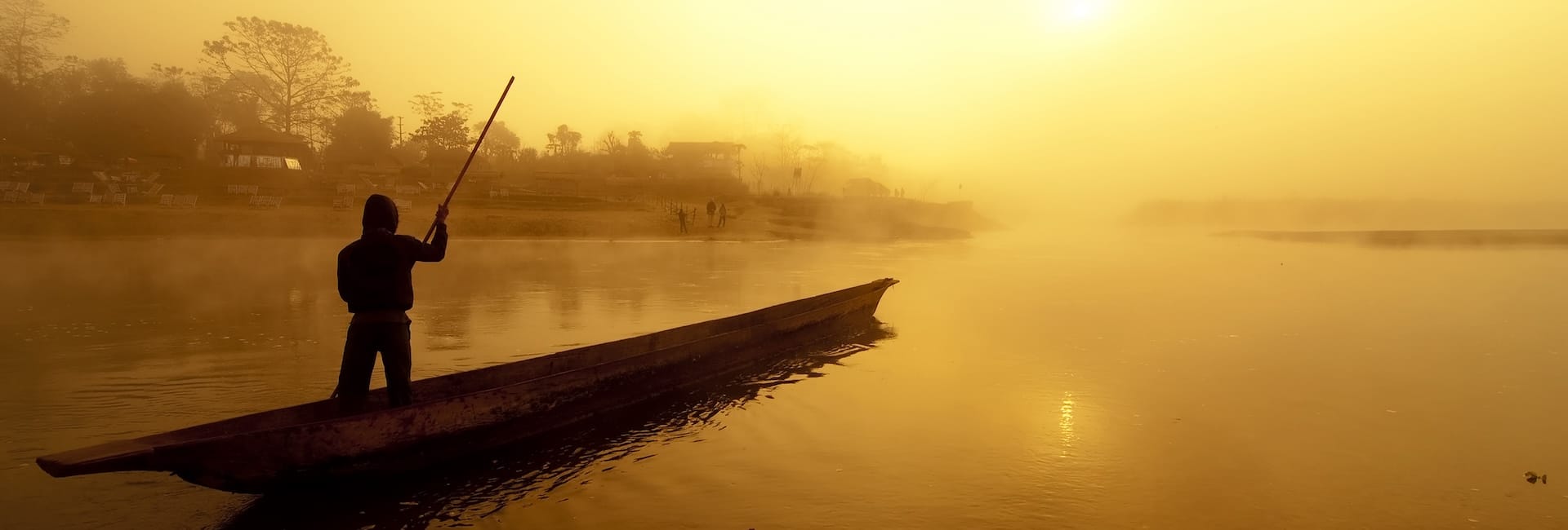 Slow Travel (Nepal at sunrise) DT25707375