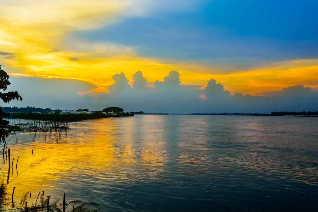 Slowly along the Ganges in India (River Ganges Bengal) India DT 101298690