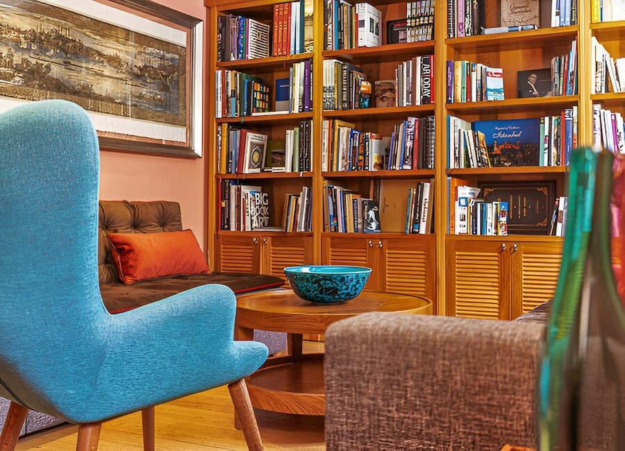 Tomtom Suites Istanbul Turkiye (Library)