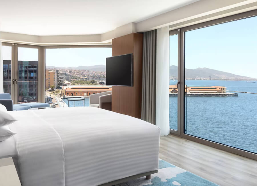 Izmir Marriott Hotel Turkiye (Junior Suite)