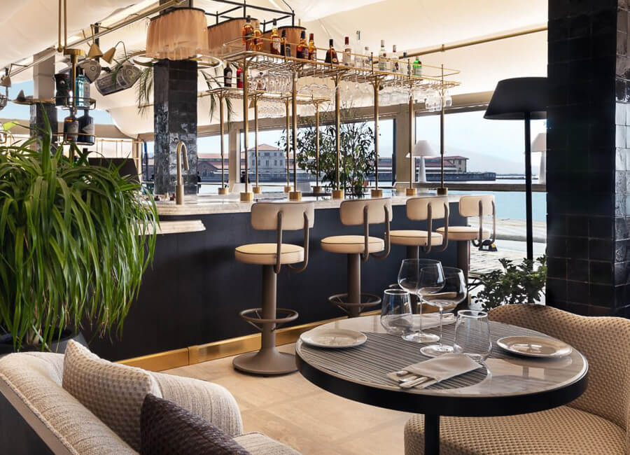 Izmir Marriott Hotel Turkiye (Lima Restaurant)