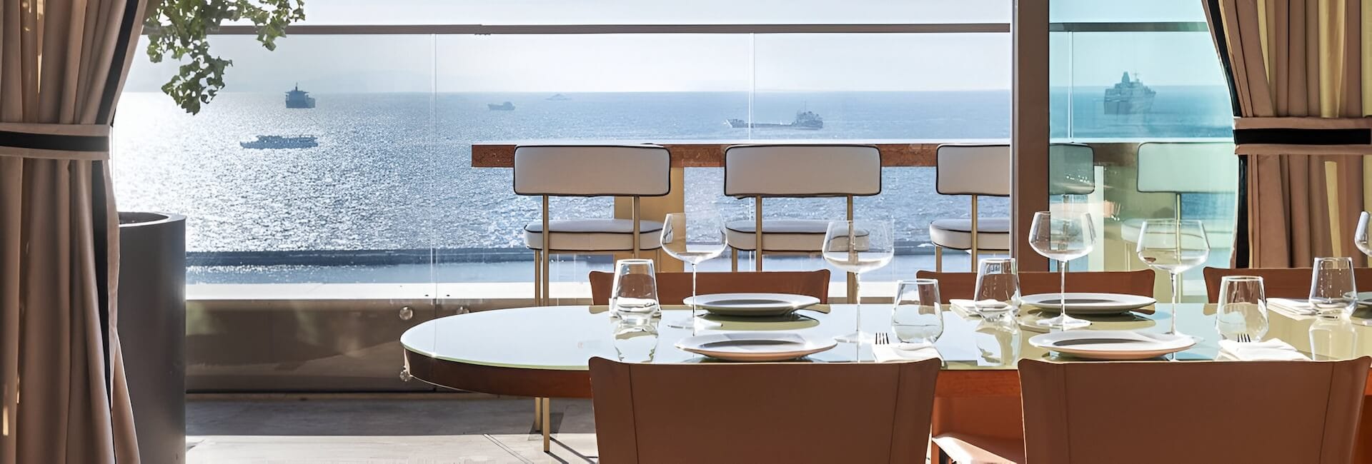 Izmir Marriott Hotel Turkiye (Pagos Rooftop Bar)