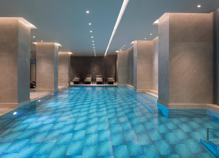 Izmir Marriott Hotel Turkiye (indoor swimming pool)