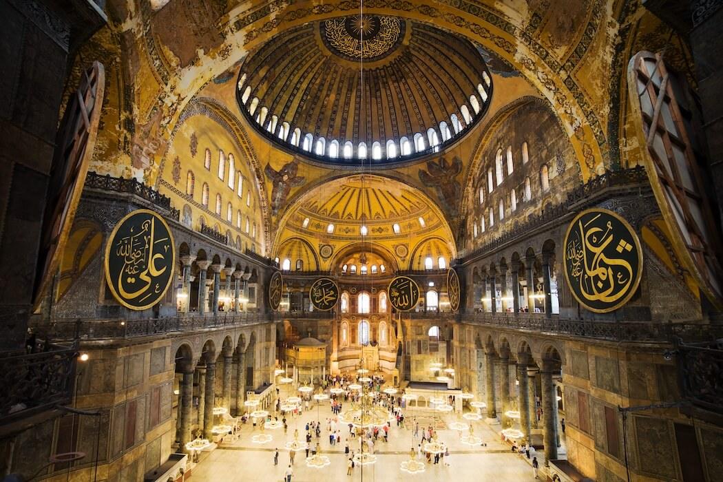Unmissable Experiences in Turkiye - Hagia Sophia in Istanbul Turkey DT 20441746 Turkiye holidays