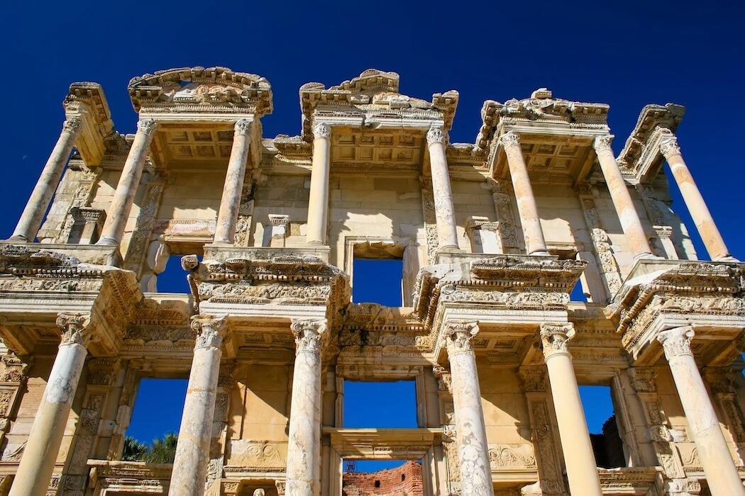 Turkiye Holidays Unmissable Sights in Turkiye - Library of Celsus, Ephesus Turkey DT 2489281
