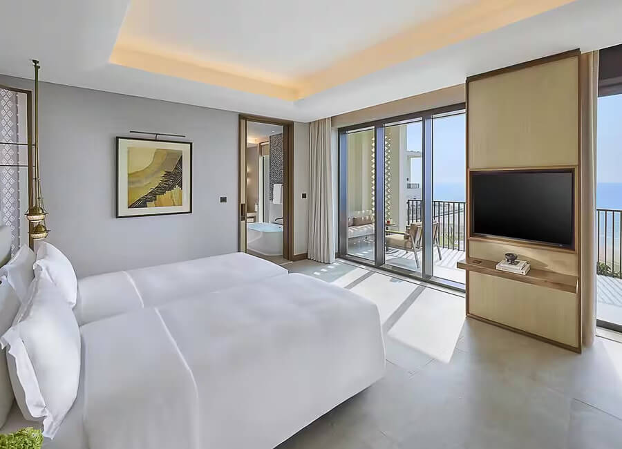 Mandarin Oriental, Muscat Oman (Junior Panoramic Sea View Suite)