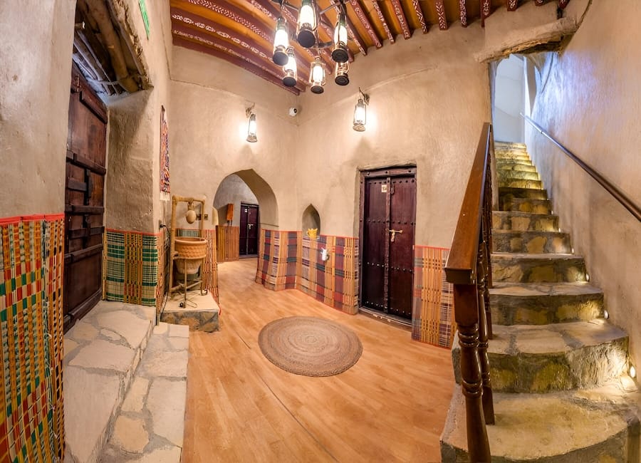 Antique Inn Nizwa, Oman (Lobby) 1