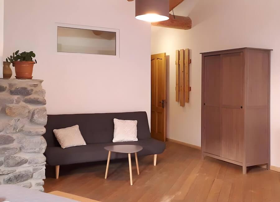 Bapsha Guesthouse Mestia Georgia (Bedroom)