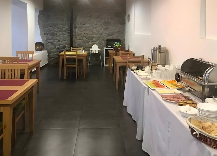 Bapsha Guesthouse Mestia Georgia (Dining Room)