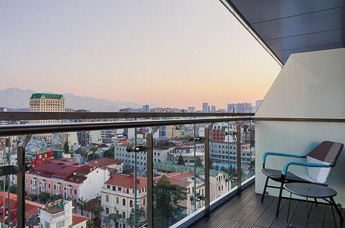Le Meridien Hotel Batumi Georgia (Deluxe Twin Balcony - City View)