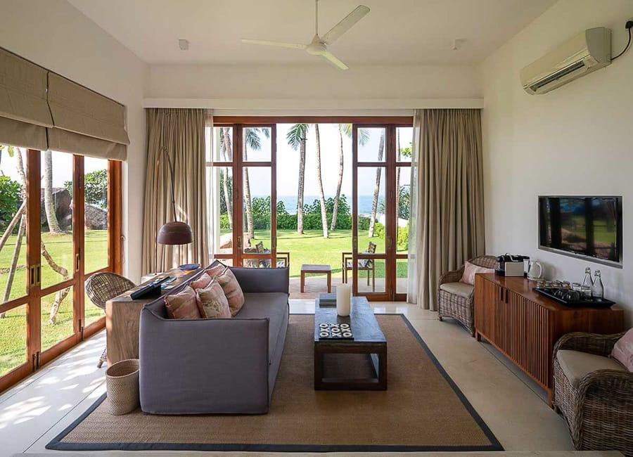 Kumu Beach Balapitiya Sri Lanka (Ocean View Suite)