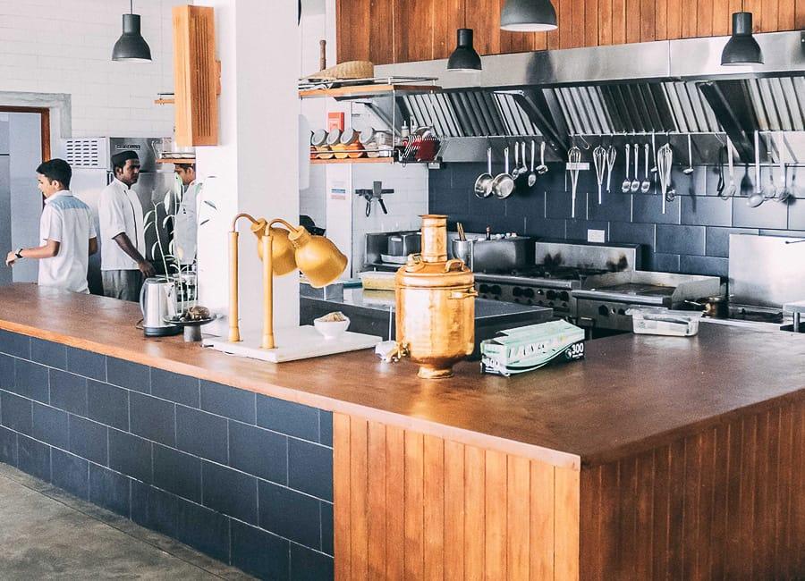 Lantern Boutique Hotel Mirissa Sri Lanka (Open plan kitchen)
