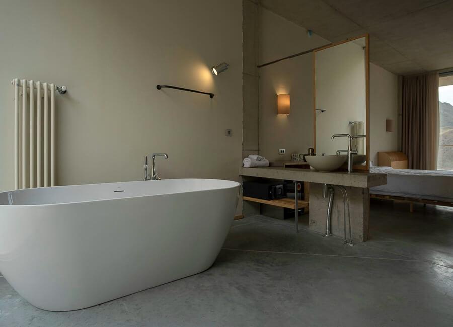 Lele Hotel Vayots Dzor Yeghegnadzor Armenia (Bathroom)