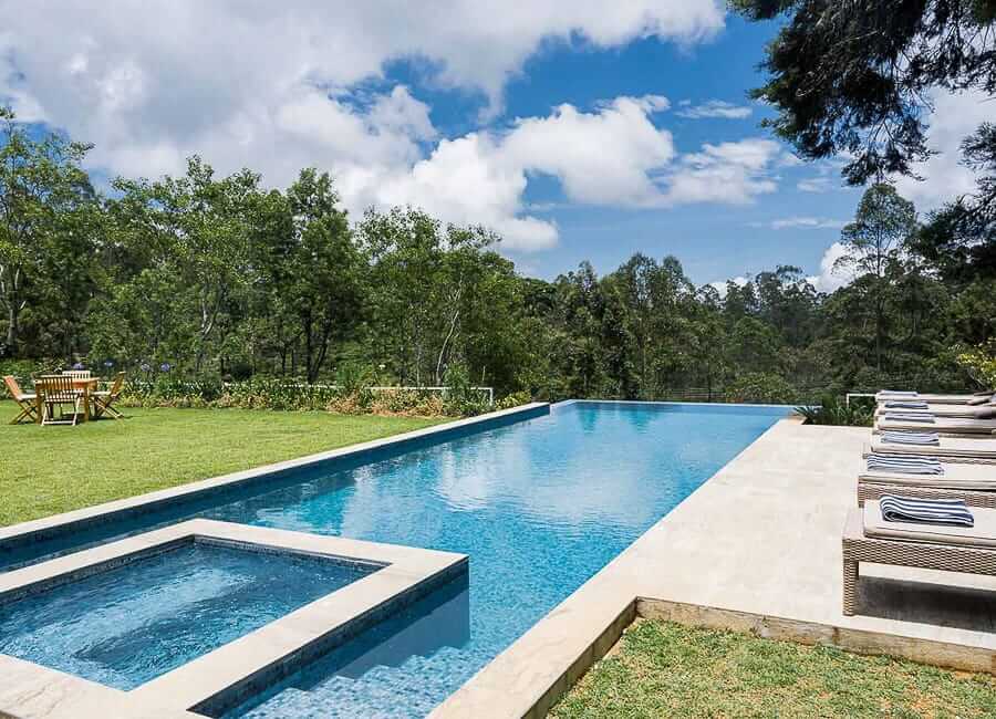 Stafford Bungalow Hill Country (near Nuwara Eliya) Sri Lanka (Swimming pool)