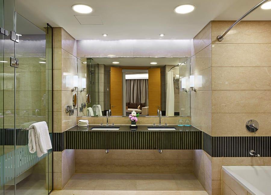 Le Meridien Cairo Airport Cairo Egypt (Panoramic Suite Bathroom)