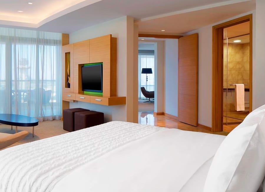 Le Meridien Cairo Airport Cairo Egypt (Panoramic Suite)