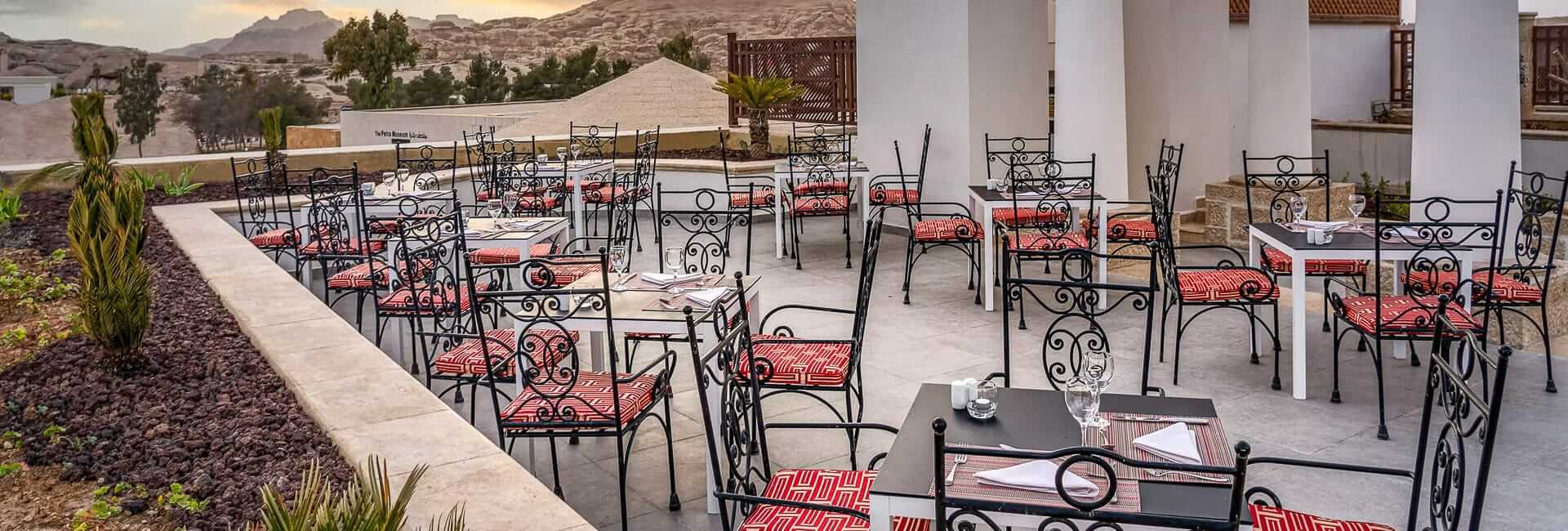 Movenpick Resort Petra Jordan (Al Ghadeer Roof Garden)