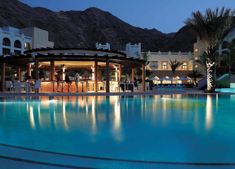 Shangri-La Barr Al Jissah Resort and Spa Muscat Oman (Assira Pool Bar at Al Waha Hotel)