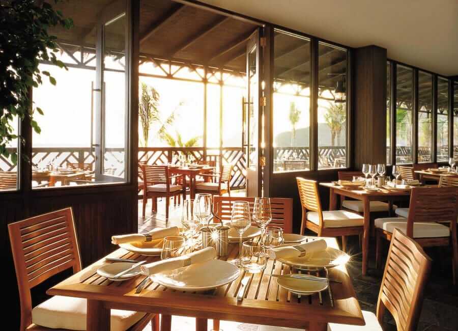 Shangri-La Barr Al Jissah Resort and Spa Muscat Oman (Bait Al Bahr Seafood Restaurant)