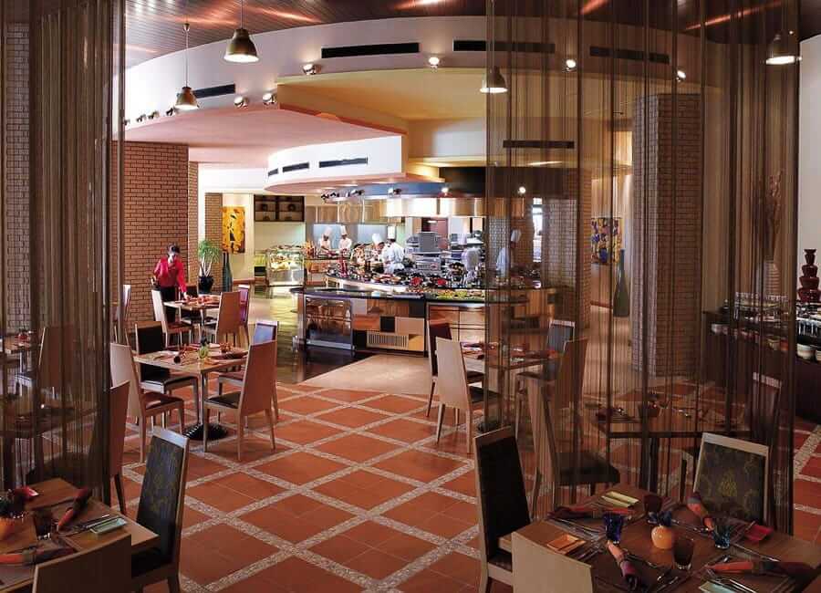 Shangri-La Barr Al Jissah Resort and Spa Muscat Oman (Samba Restaurant in Al Waha Hotel)