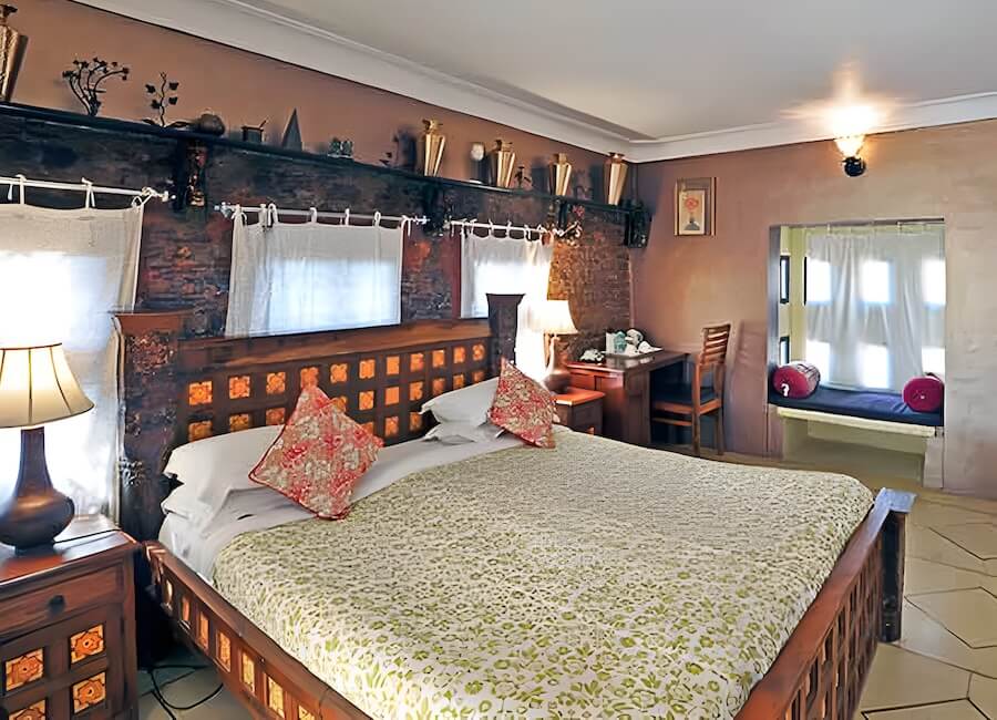 Bundi Vilas Bundi Rajasthan India (Bedroom)